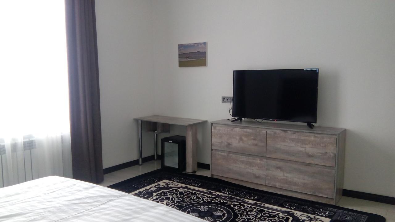 Home Guest Residence 比什凯克 外观 照片
