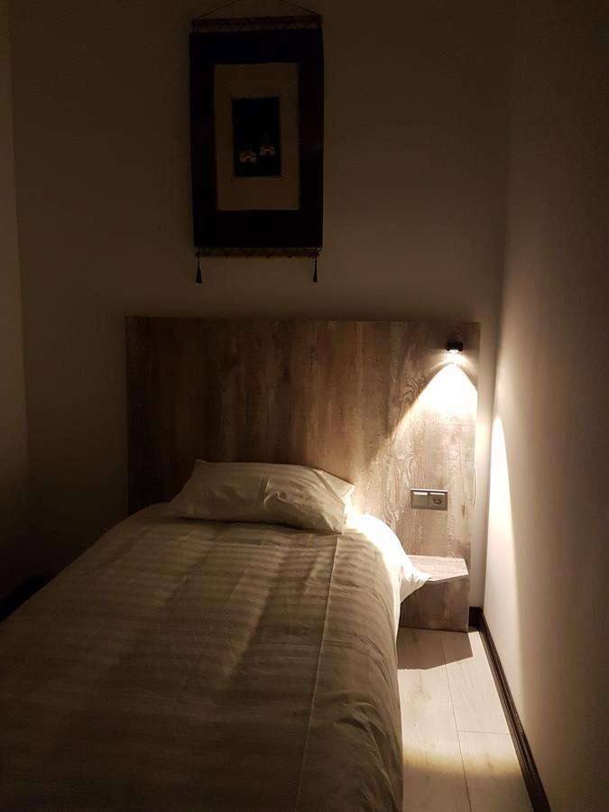 Home Guest Residence 比什凯克 外观 照片