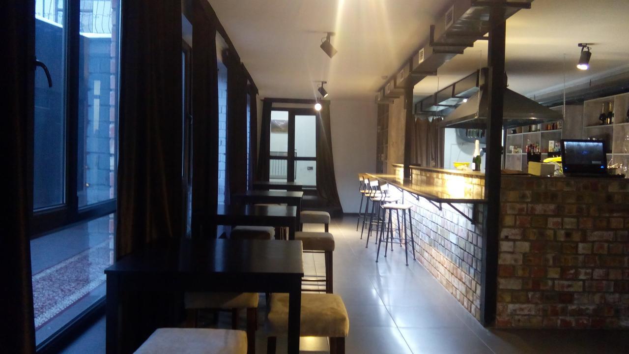 Home Guest Residence 比什凯克 外观 照片
